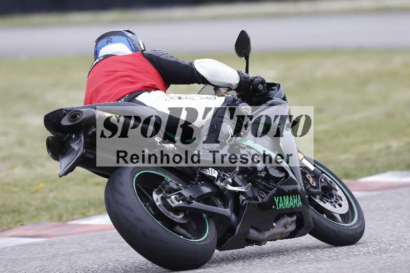 /Archiv-2025/06 18.04.2025 Speer Racing ADR/Instruktorentraining/156